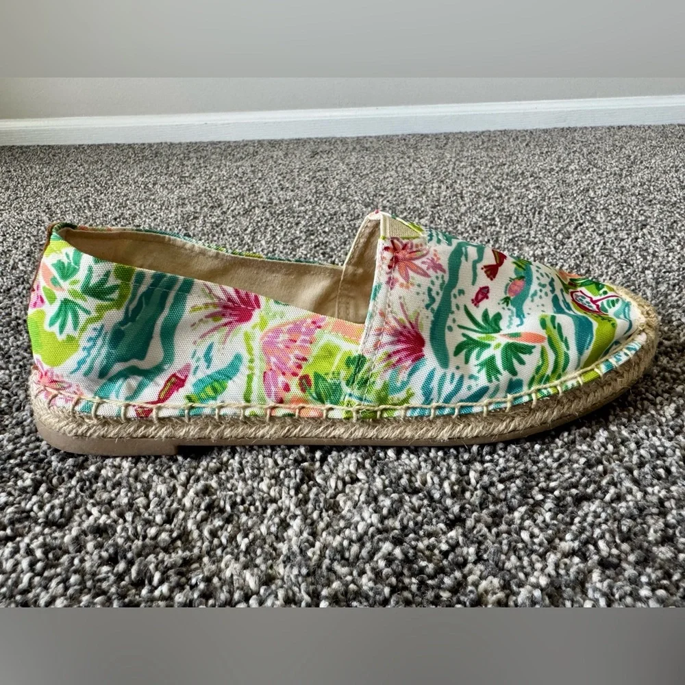 Charlie Paige Women’s Espadrille Shoes in Multi-Color Tropical Print Size 40/9